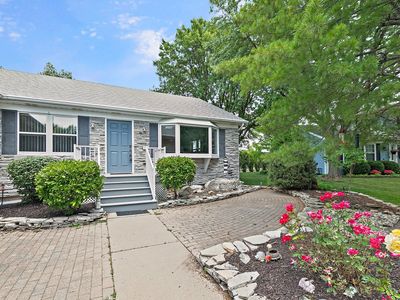 2040 Honey Locust Dr, Algonquin, IL, 60102