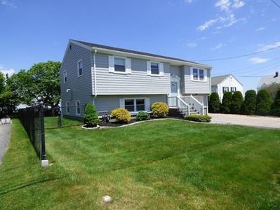 25 Congdon St, Narragansett, RI, 02882