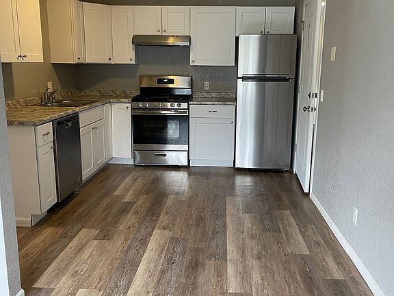 2nd image of 702 S 10th St #11071018