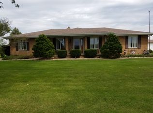 2810 Benson Rd, Morris, IL 60450