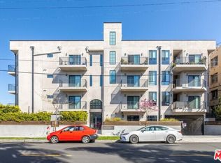 3715 San Marino St APT 304, Los Angeles, CA 90019