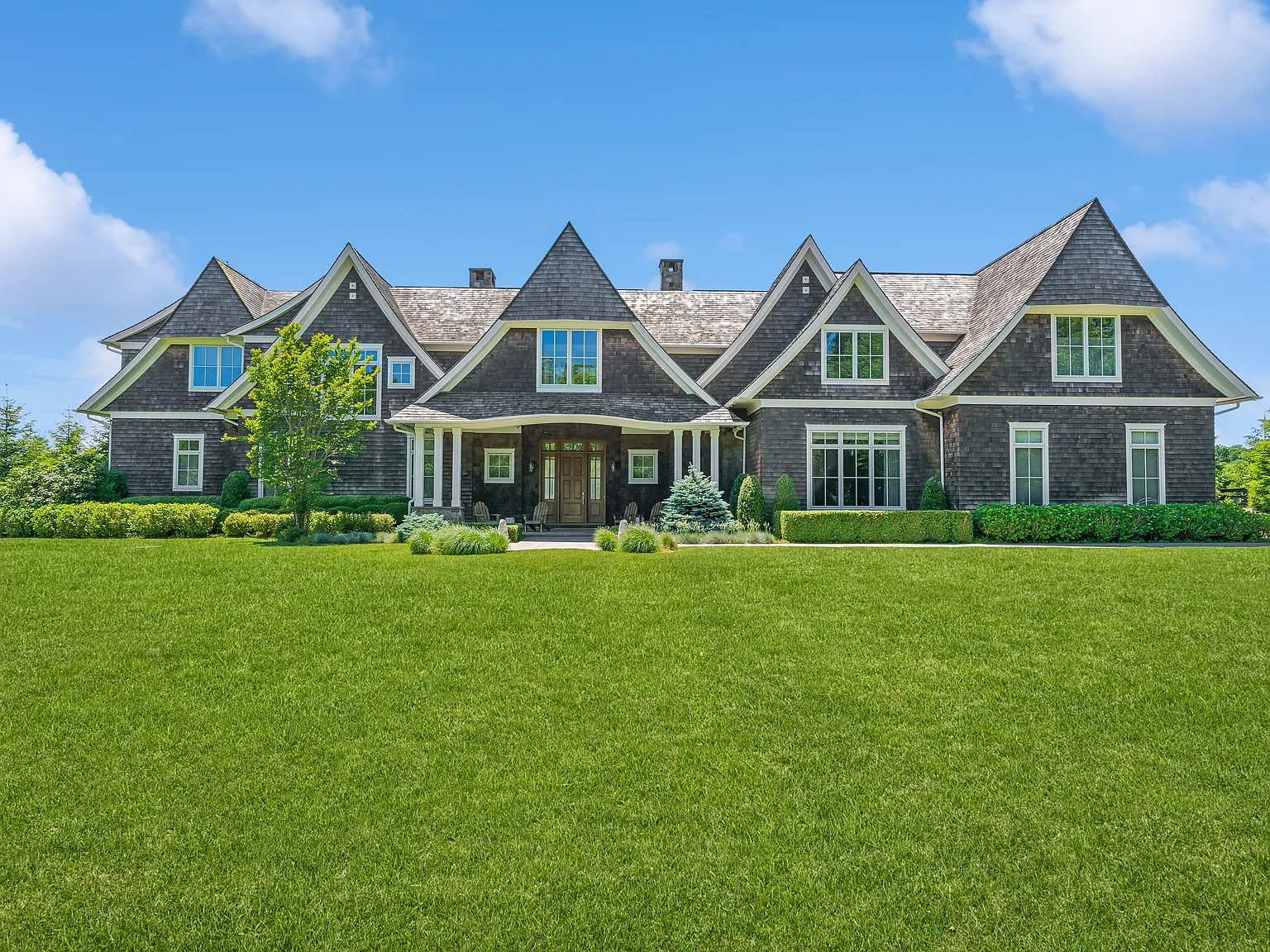 Gorgeous Water Mill August-LD rental with Tennis! — Photo 2