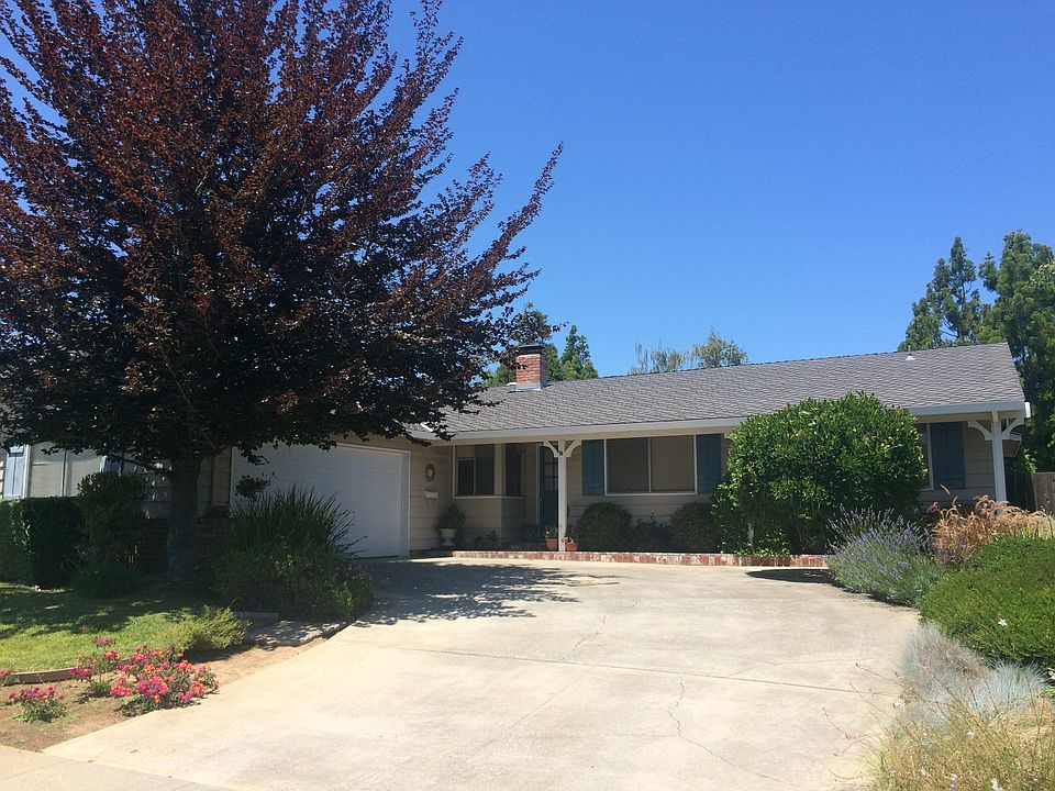 1st image of 21847 Shattuck Dr