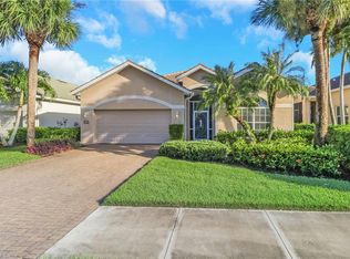 3670 Grand Cypress DR, NAPLES, FL 34119