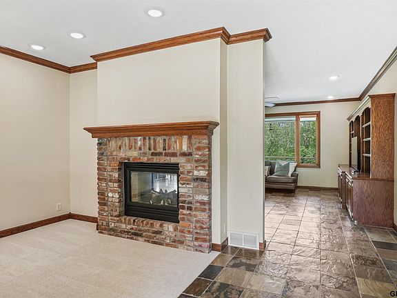 4th image of 13407 Lochmoor Cir