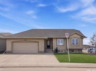 102 Keedwell St, Saskatoon, SK S7W1B4