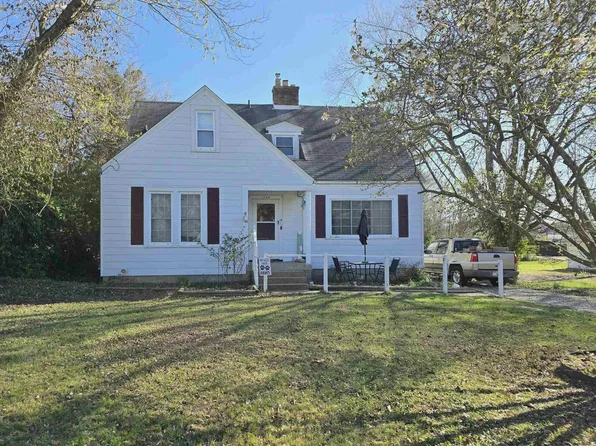 1709 W Sycamore St, Carbondale, IL 62901