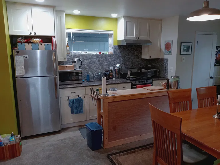 619 NW 89th St #B — Photo 3