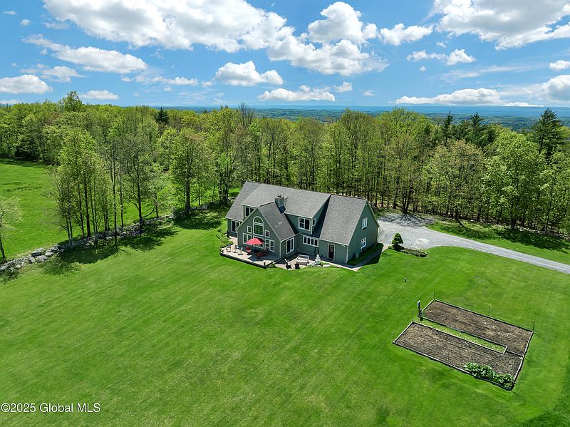 2nd image of 116 High Meadow Road