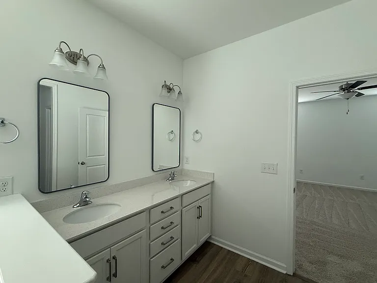 12 Thorne St — Photo 9