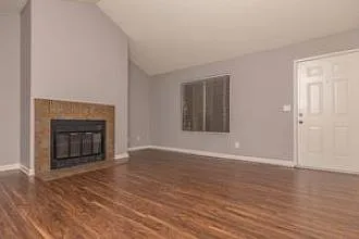 Sunny Gate Apartments — Photo 18