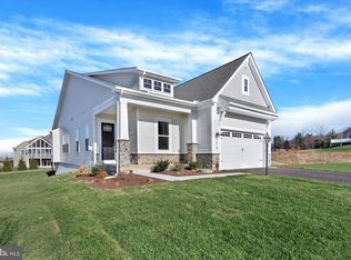 7019 Duck Hook Ln, Fayetteville, PA