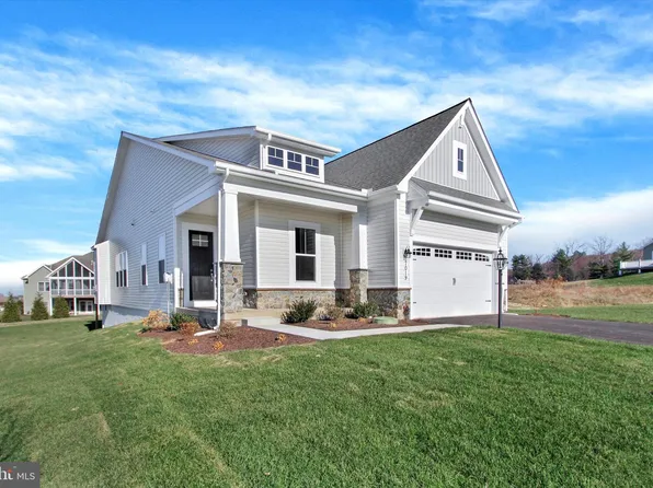 7019 Duck Hook Ln, Fayetteville, PA 17222