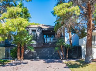 932 Vegas Valley Dr, Las Vegas, NV 89109