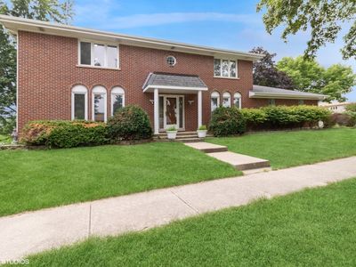 601 S Saint Cecilia Dr, Mount Prospect, IL, 60056