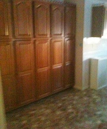 5th image of 2101 S Kanawha St