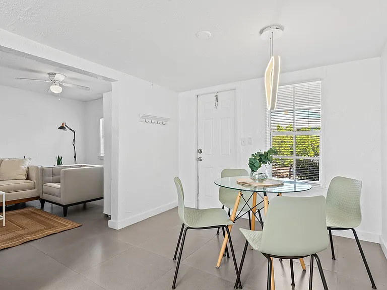 29 1/2 Ocean Breeze St #1 — Photo 4