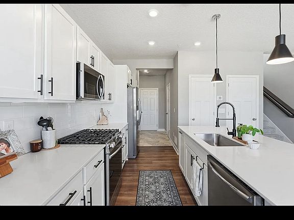 4th image of 1909 Prospect Ln