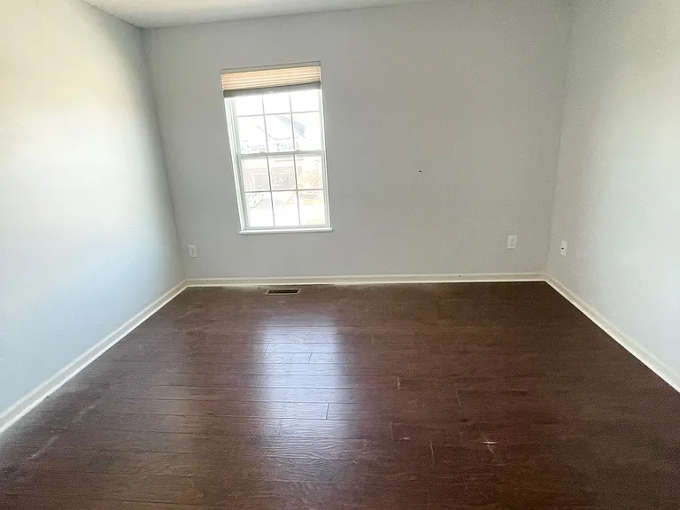 1670 Primrose Ave — Photo 25