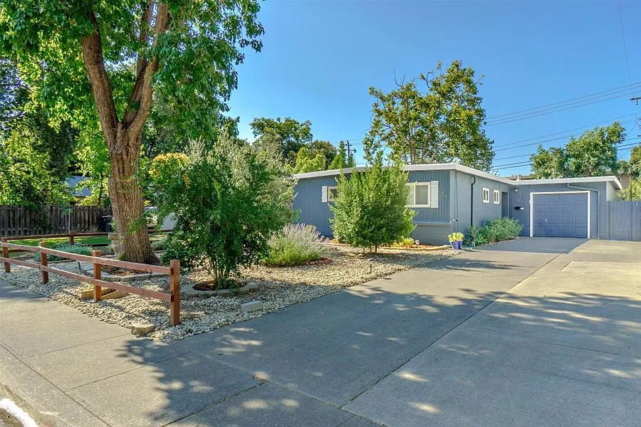 Building Photo - 1714 Haussler Dr