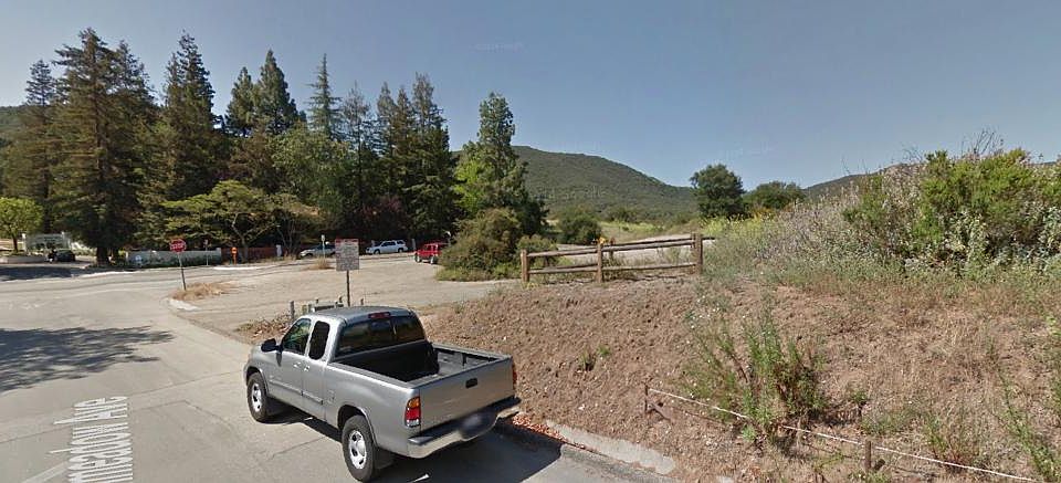 Hiking trails right across the street from your house!