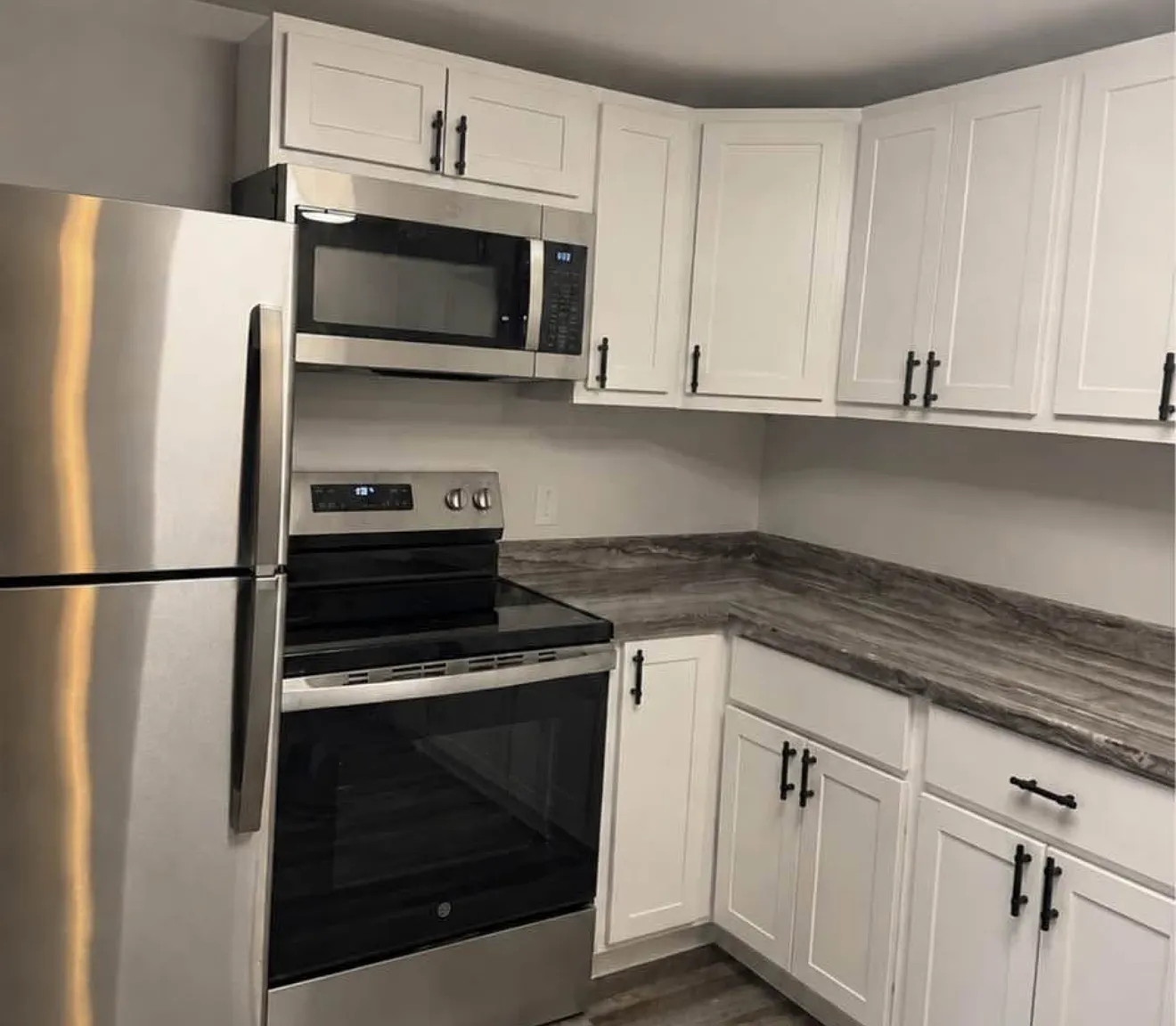 2 bed, 800 sqft, $950 — Photo 1