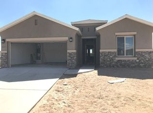 821 Holly Park Ave, Santa Teresa, NM 88008