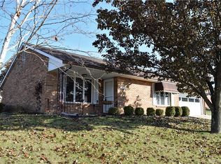 2915 Avery Cir, Springfield, OH 45503