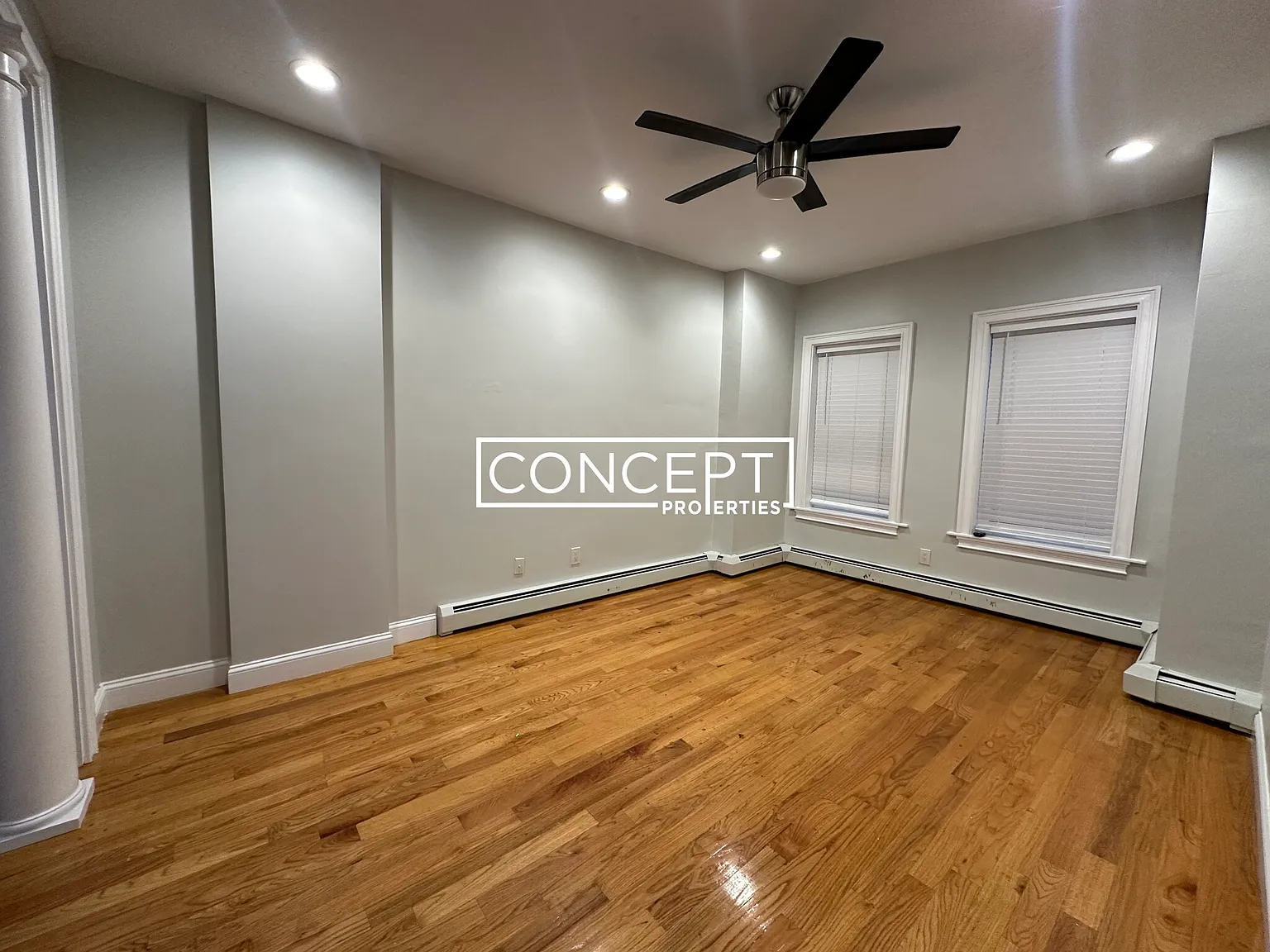 3 bed, 960 sqft, $3,400 — Photo 2