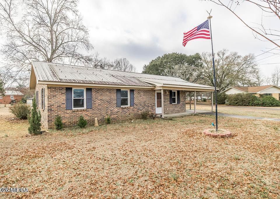 1st image of 132 McVay Dr