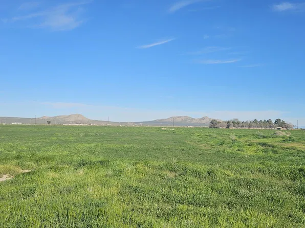 E Avenue J2/128th St E, Lancaster, CA 93535