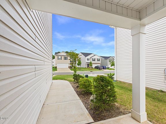 3rd image of 3005 Egert Dr
