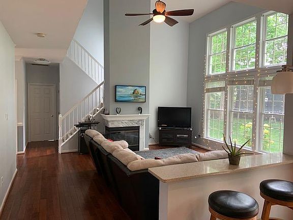 5th image of 2517 Camberwell Ct
