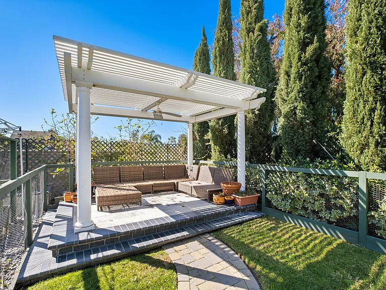 20891 Porter Ranch Rd — Photo 34