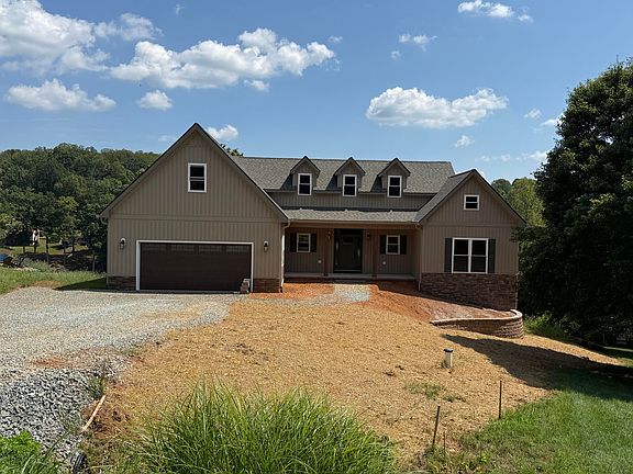 2nd image of 371 Lake View Point