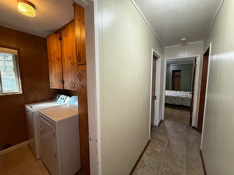 Entrance- laundry room, hallway to bedroom 2