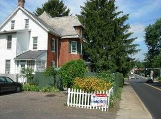 107 Diamond St, Sellersville, PA 18960
