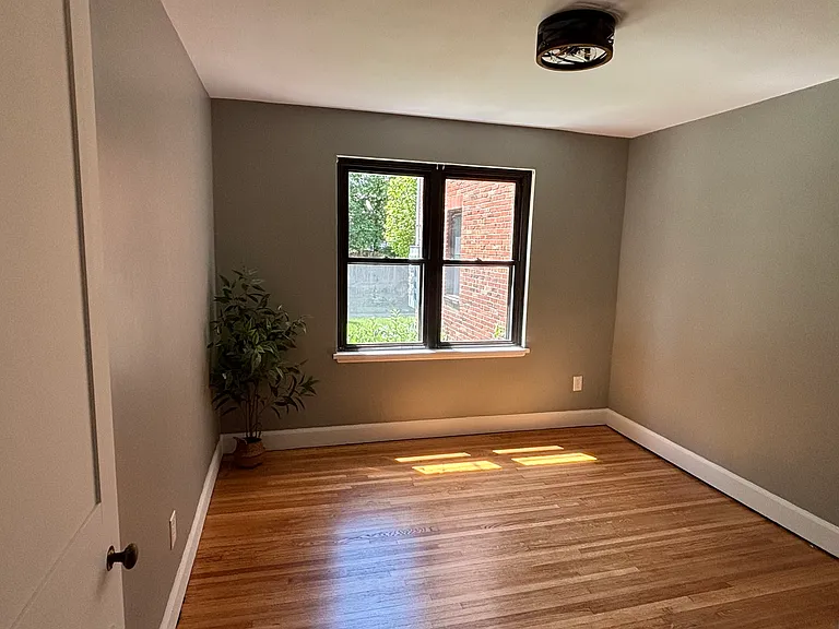 3901 Main St #8A — Photo 9