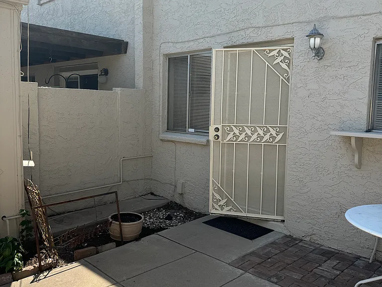 8225 N Central Ave #33 — Photo 9