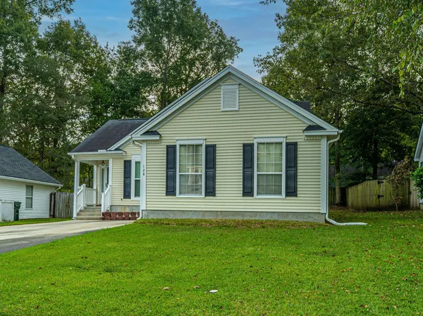128 Stonehurst Dr, Goose Creek, SC 29445