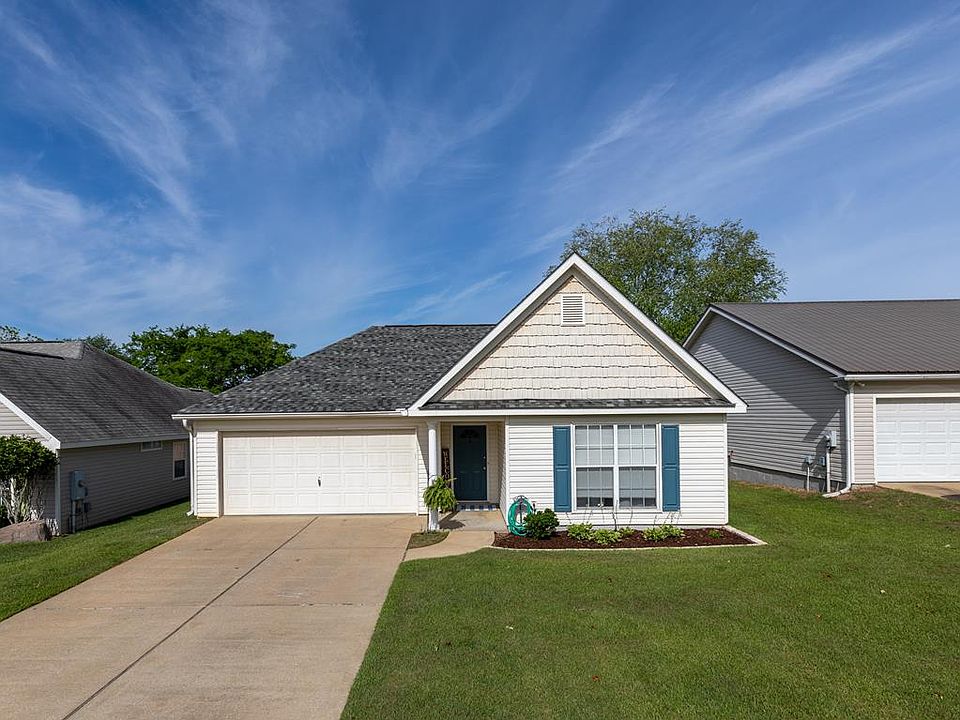 1st image of 307 Fulton Dr