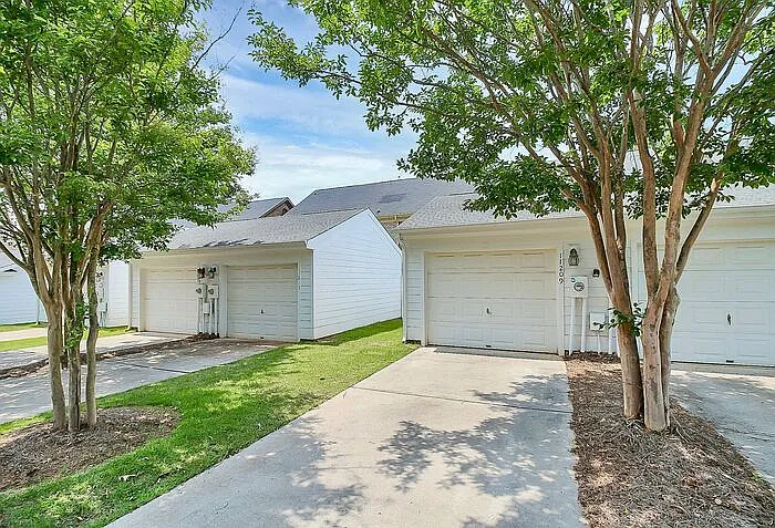 11209 Cedar Walk Ln — Photo 30