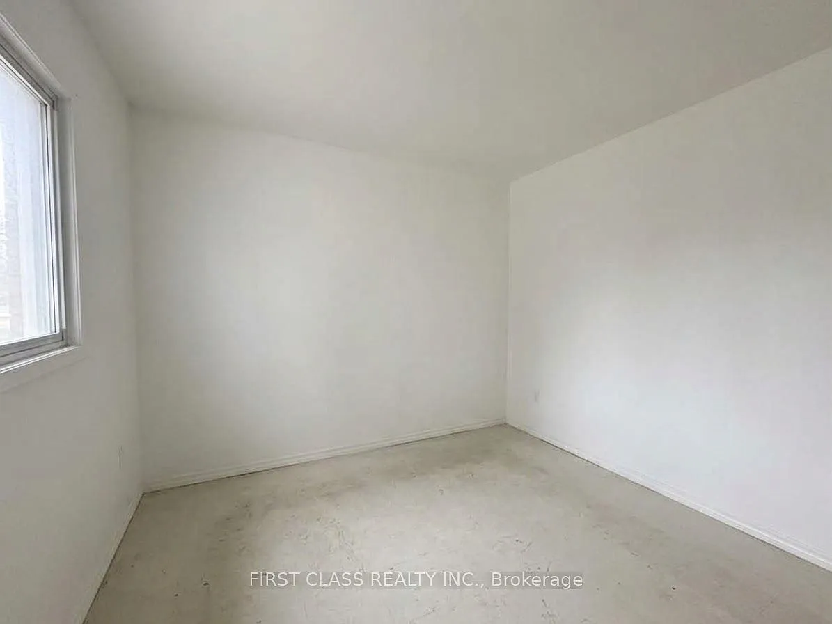 4 bed, $2,995 — Photo 3