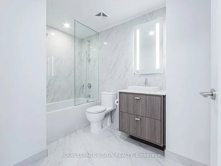 858 Dupont St #604 — Photo 26