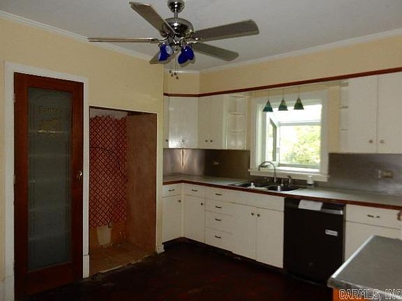 5th image of 1304 N 6th St