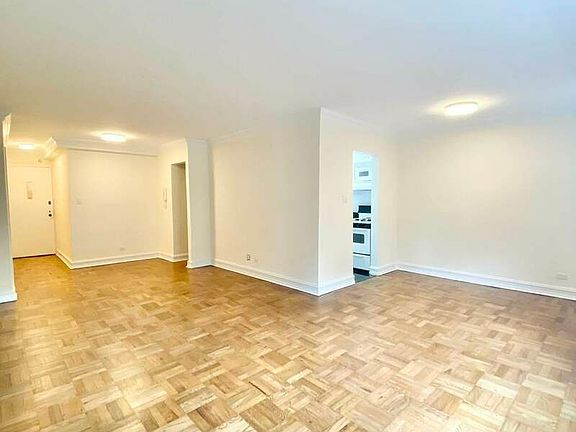 5th image of 420 E 79th St APT 15G