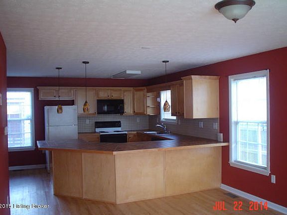 4th image of 224 Shady Glen Cir
