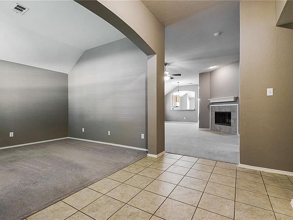 5th image of 617 Crystal Falls Dr