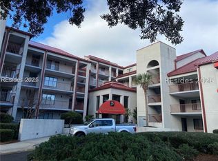 100 HELMSMAN Way UNIT 302, Hilton Head Island, SC 29928