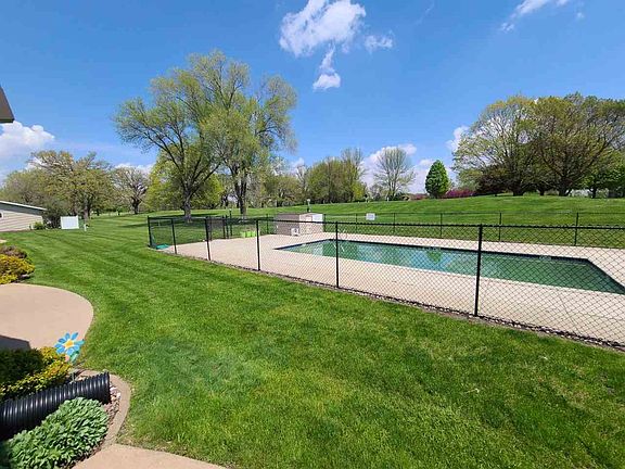 4th image of 1800 Country Club Dr Unit 117